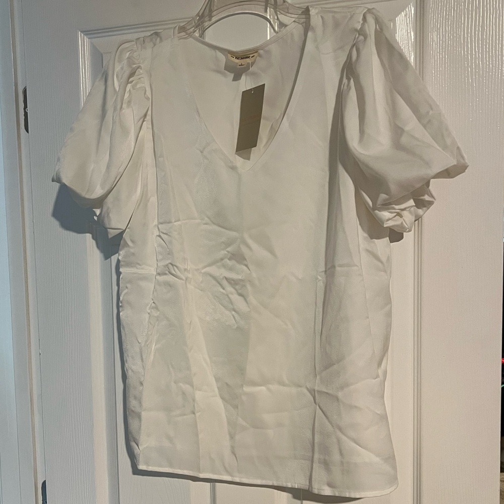 Brand New White Satin Short Bubble Sleeve Blouse - Size L